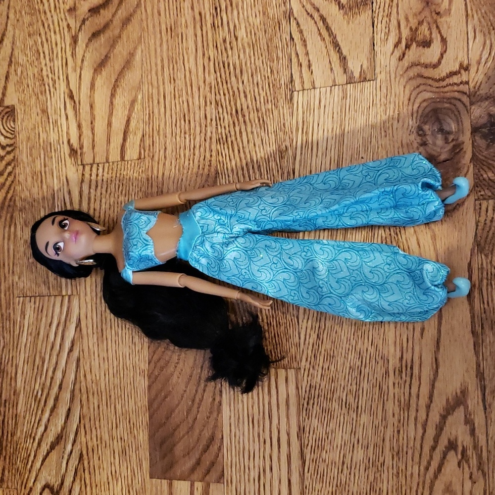 The Disney Store Aladdin's Jasmine Classic Fandom 90s Playtime Youth Doll Toys